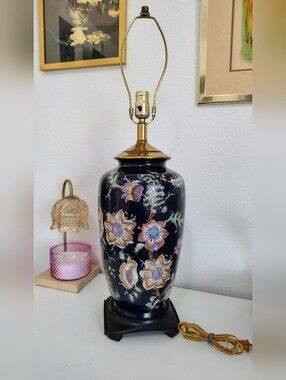 VTG CHINESE TOYO Black Floral Ceramic Table Lamp VASE W/Gold Accents STUNNING